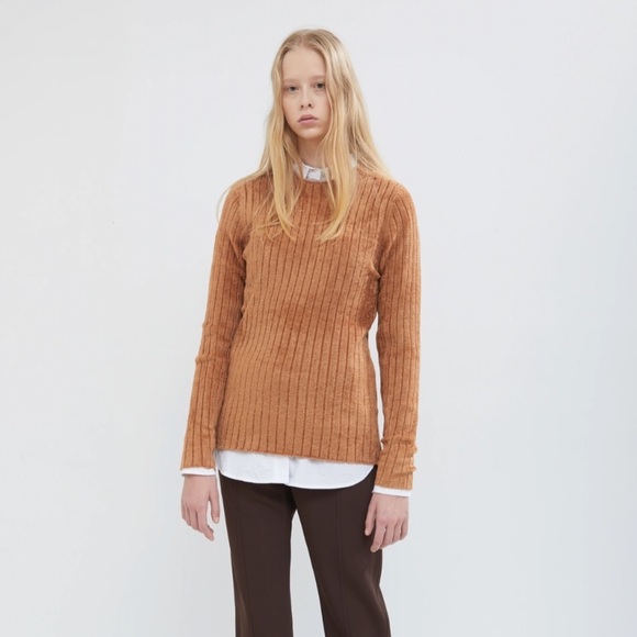 Seis Marjandion velour ribbed mockneck sweater